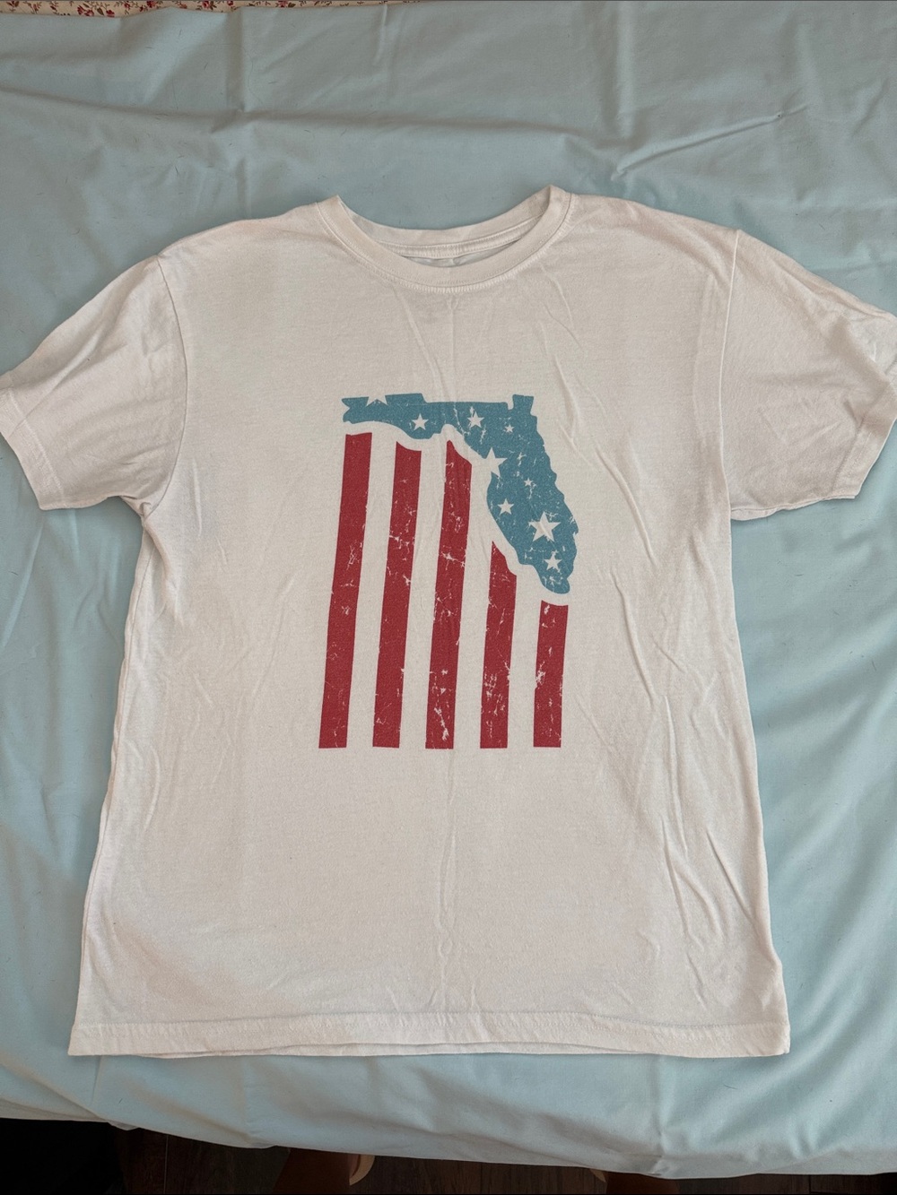 3°A White Crewneck Tee with Florida USA Flag Graphic